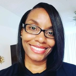 Meet your Posher, Deneka